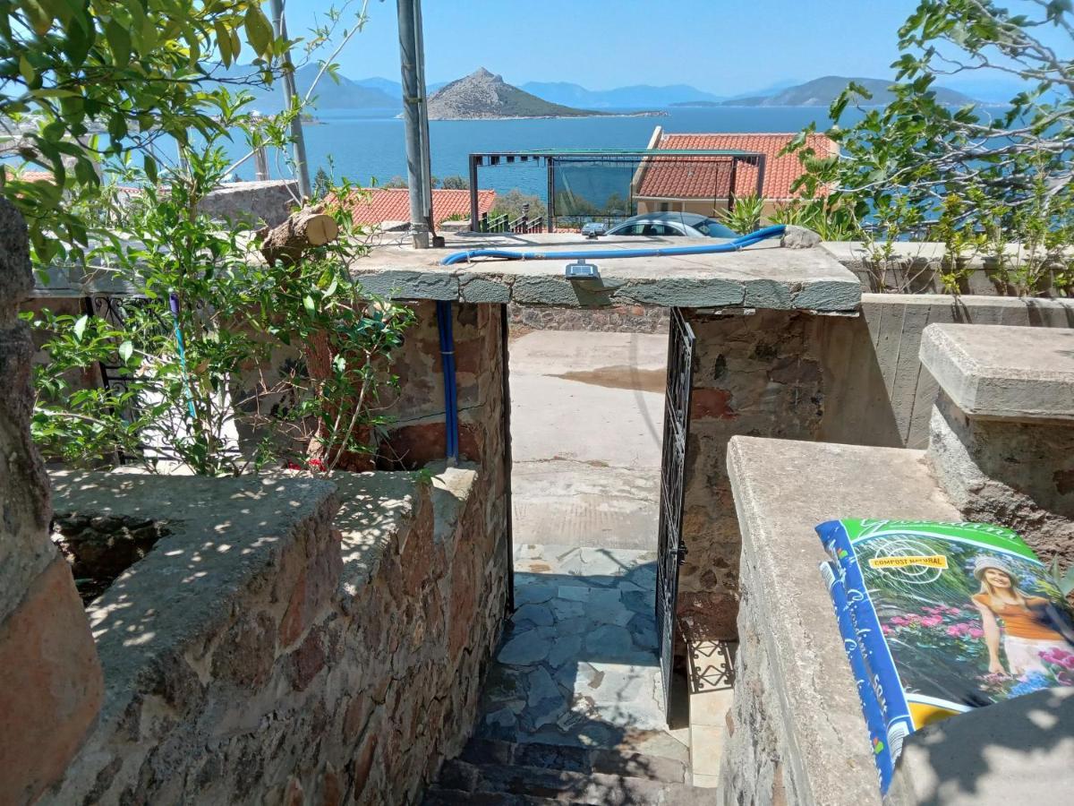 Fantastic House With A Wonderful View Of The Sea Villa Kapotidhes Exterior photo